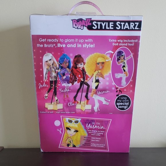 BRATZ STYLE STARZ YASMIN DOLL SINGS 2 WIGS NEW - Picture 5 of 5